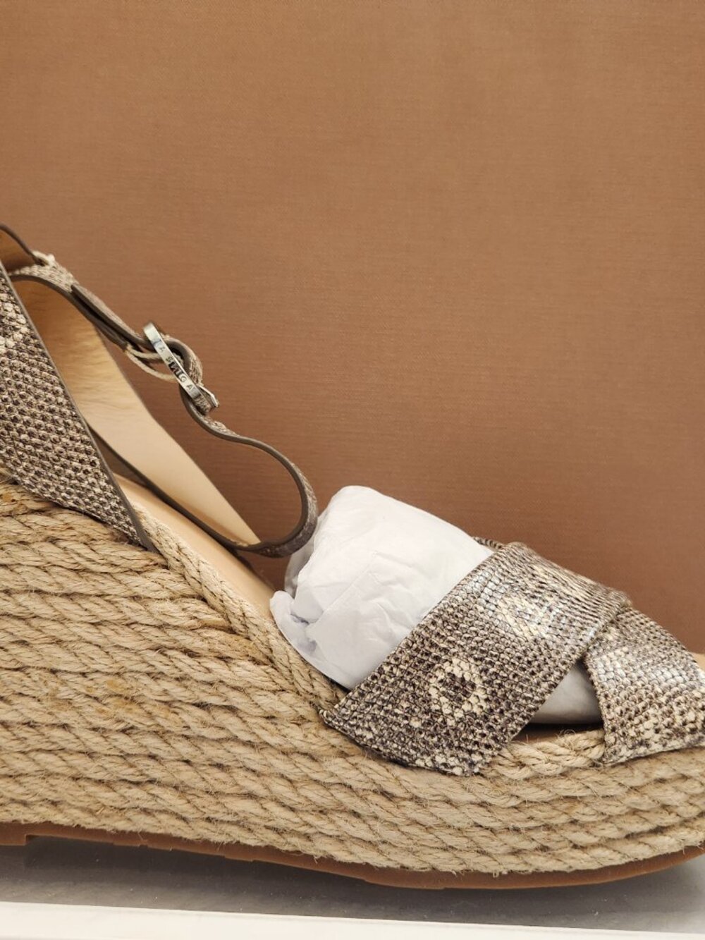 Via Spiga "Sesilia" Leather Wedge Sandals. NIB. Size 9.5